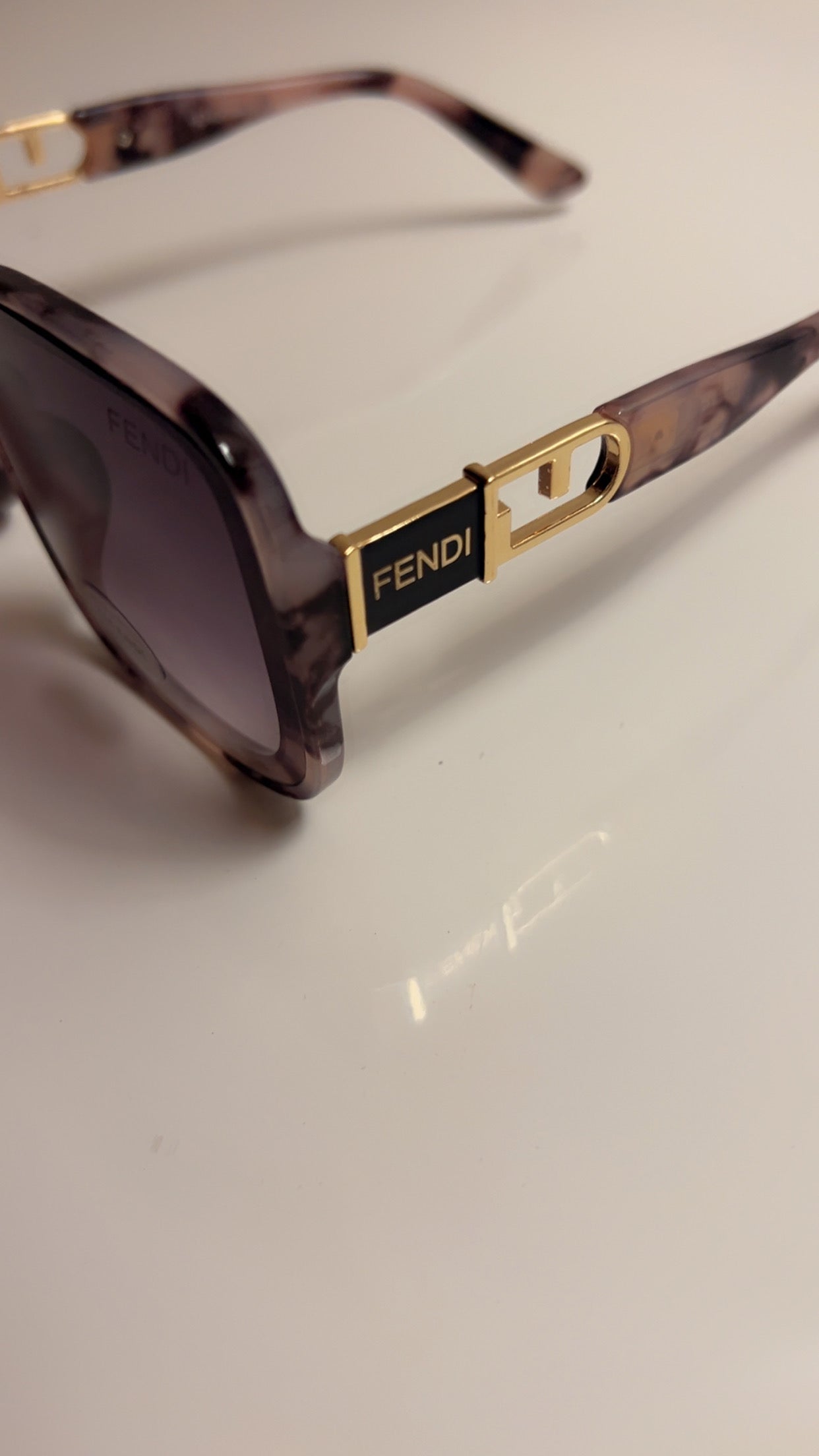 FENDI Zonnebril - Grijs