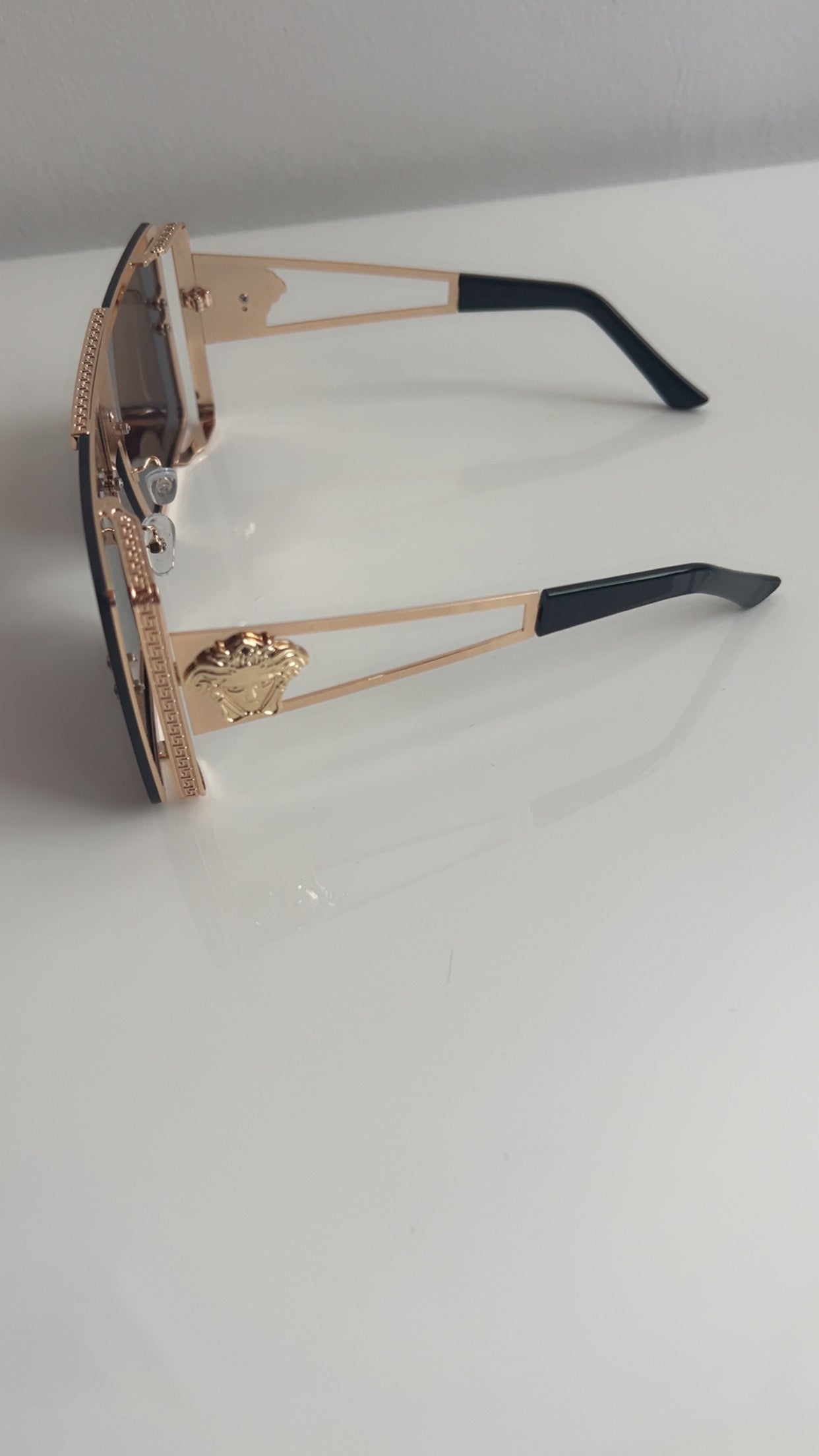 VERSACE Zonnebril - Goud